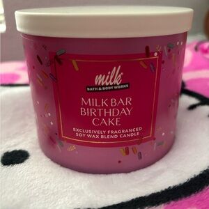 Bath & Body Works Milk Bar Birthday Cake 3 Wick Candle